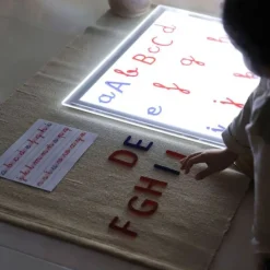 Alfabeto Montessori letras mayúsculas translúcidas castellano/catalán (170) - R-cre@