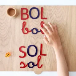 Alfabeto Montessori letras mayúsculas translúcidas castellano/catalán (170) - R-cre@