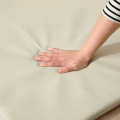 Alfombra de espuma y piel vegana arena 1,2 x 1,2 metros - Hakuna Matte