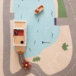 Alfombra de juegos paisaje Aiden 1,6 x 1,3 metros - Kid's Concept