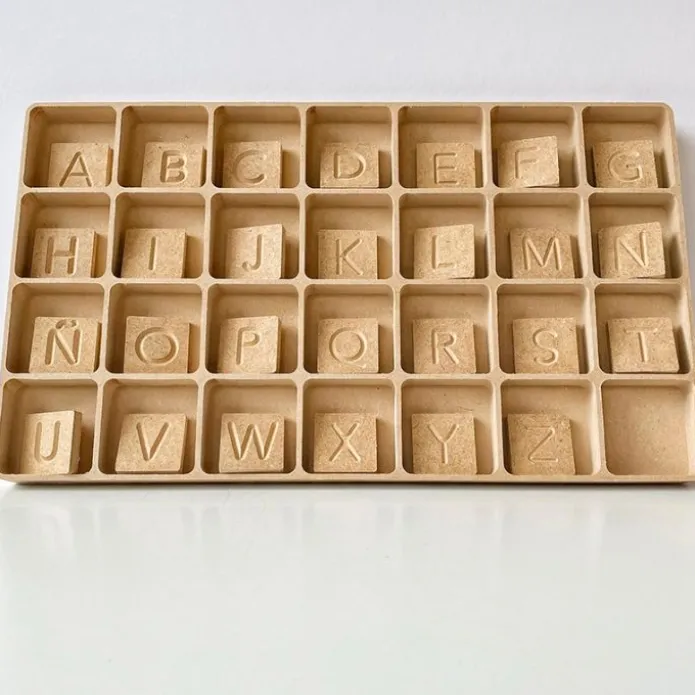 Bandeja de madera para clasificar letras - Panaram