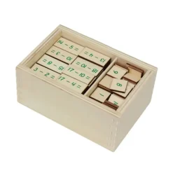 Caja de madera pequeña con operaciones para restar - Montessori