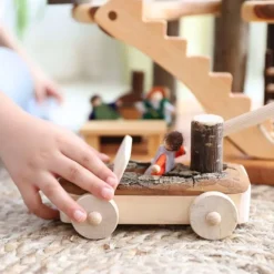 Camión con grúa de madera - Magic Wood