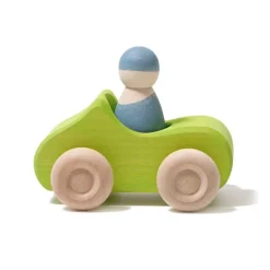 Coche de madera verde con muñeco - Grimm's