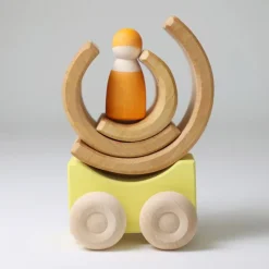 Coches de madera apilables amarillos (2) - Grimm's