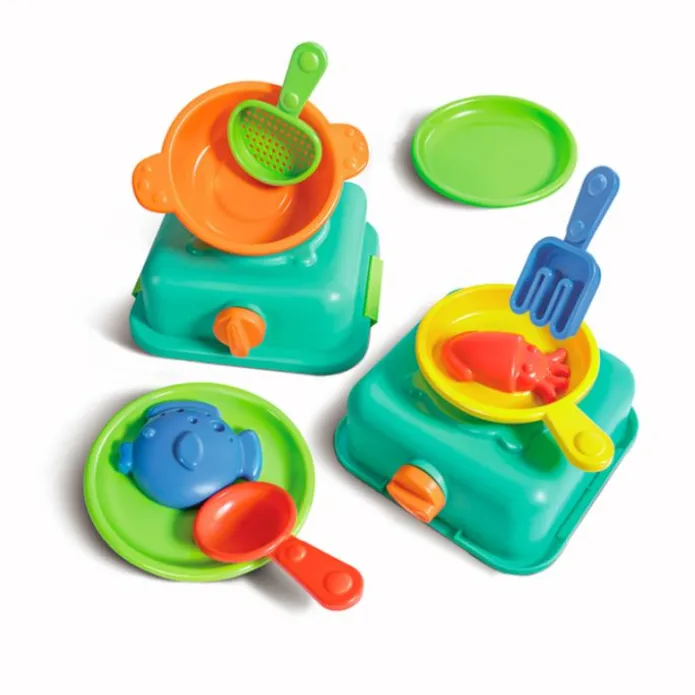 Cocinita portátil con moldes para arena - Hape