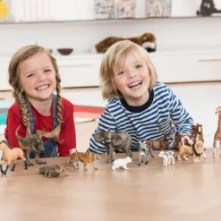 Cría de oso polar corriendo - Schleich