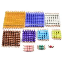 Cuadrados de perlas de colores - Montessori