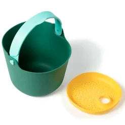 Cubo de playa con colador Bucki verde - Quut