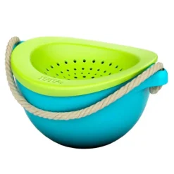 Cubo de playa con colador PoBi azul y verde - Bibio