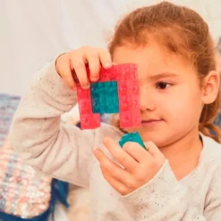 Cubos de colores para construir translúcidos (100) - EDX Education