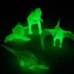 Dinosaurios que brillan en la oscuridad (6) - Playlearn
