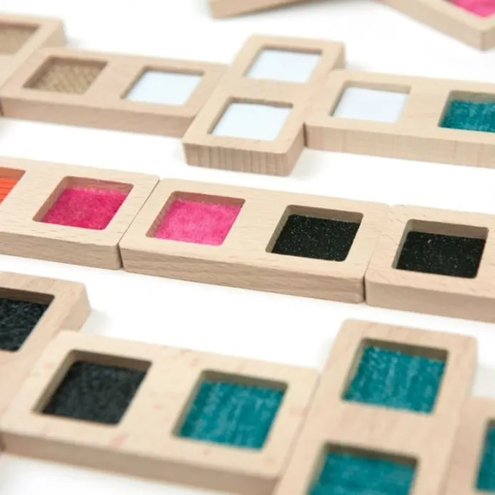 Dominó sensorial de madera con texturas - Andreu Toys
