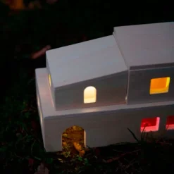 Edificios de madera con ventanas translúcidas 13 piezas - Andreu Toys