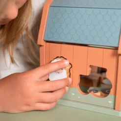 Encajable granero de madera con animales - Little Dutch