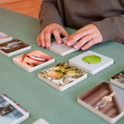 Juego de madera de asociación y memoria con imágenes reales - Andreu Toys
