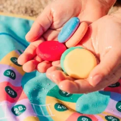 Juego de playa 2 en 1: Oca y Serpientes y escalera - Quut