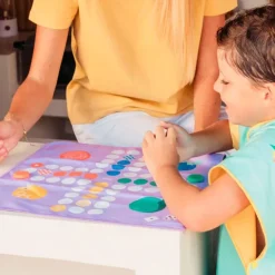 Juego de playa 2 en 1: parchís y 3 en raya - Quut