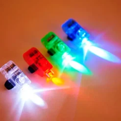 Linternas de dedo sensoriales con luces de colores (12) - Playlearn