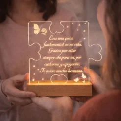 Lámpara personalizada puzle texto - Metacrilato y madera
