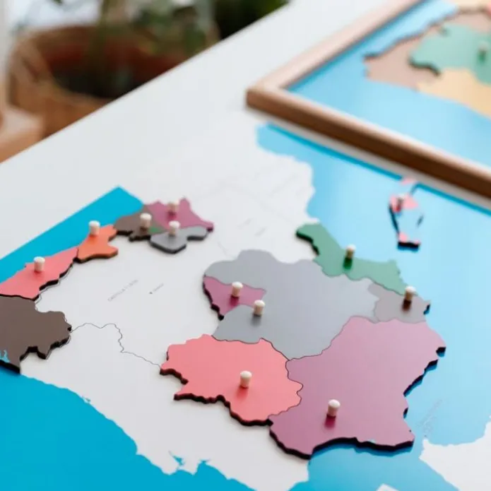 Mapa de España con nombres - Montessori