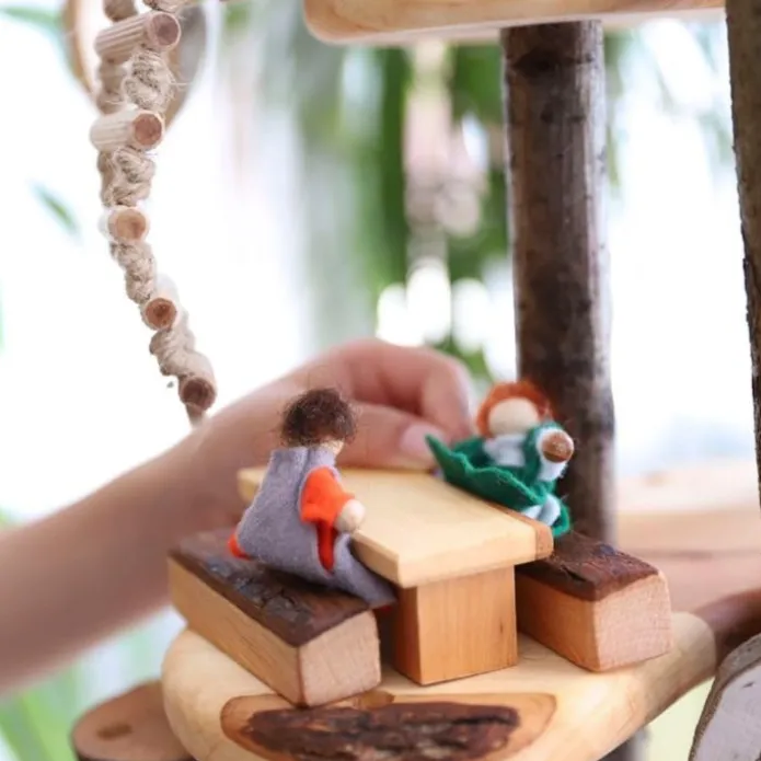 Muñecos flexibles de fieltro y madera familia (5) - Magic Wood
