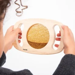 Panel sensorial de madera con purpurina dorada - TickiT