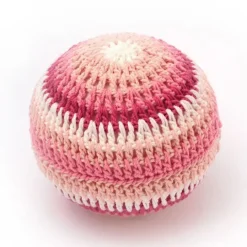Pelota sonajero de crochet rosa - aPunt Barcelona