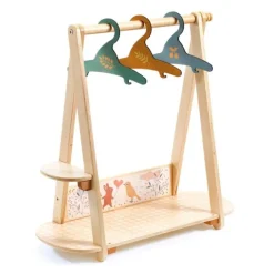 Perchero y perchas de madera para muñecas Pomea - Djeco