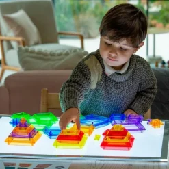 Piezas de colores translúcidos para construir pirámides (30) - Tickit