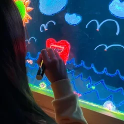 Pizarra de luz de LEDS de colores mágica - R-cre@