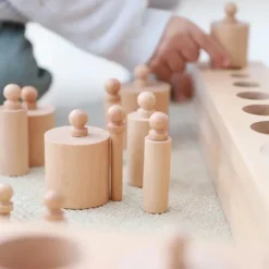 Set 40 cilindros con botón Premium madera de haya - Montessori