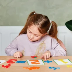 Set de 600 bloques de construcción y 80 actividades Learn to build ABC & 123 - Plus-Plus