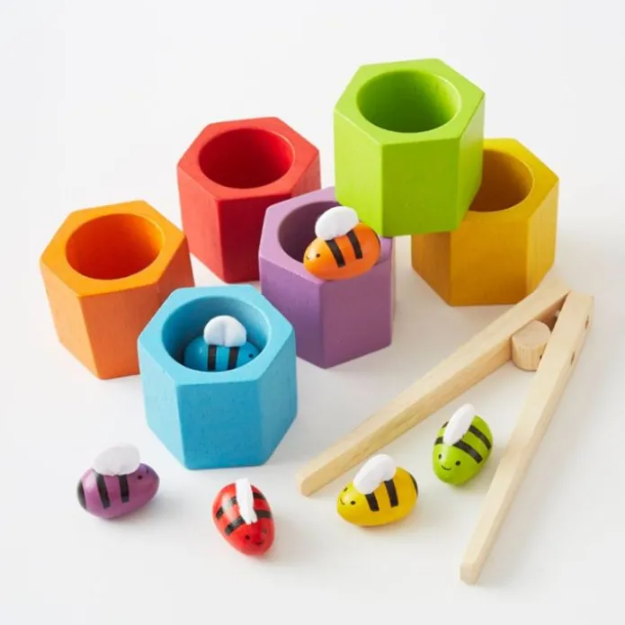 Set de clasificación de madera 6 colmenas con abejas arcoíris - PlanToys