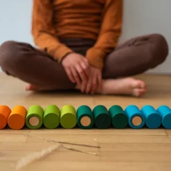Set de muñecos La y tubos de madera de colores (36) - Grapat
