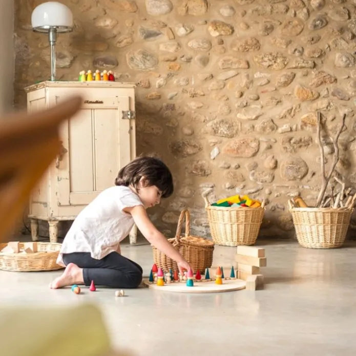 Set de muñecos Nins® Tomten y formas de madera - Grapat