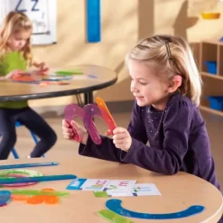Set para construir letras con piezas translúcidas - Learning Resources