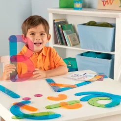 Set para construir letras con piezas translúcidas - Learning Resources