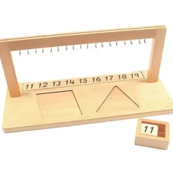 Stand de madera escalera y barras de perlas 11-19 - Montessori