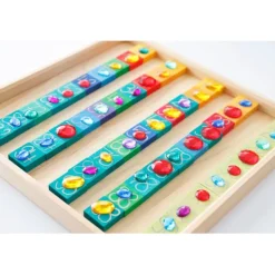 Tabla con fichas de madera para multiplicar y contar - Grimm's