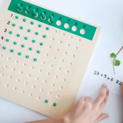 Tabla de la división de madera - Montessori