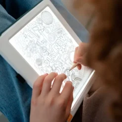 Tableta o pizarra de dibujo con luz Kidydraw Pad Meli Melo - Kidywolf