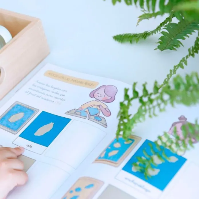 Vacaciones con Montessori 3 años - Klara Moncho - Altea
