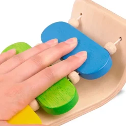 Xilófono de madera ovalado arcoíris - PlanToys
